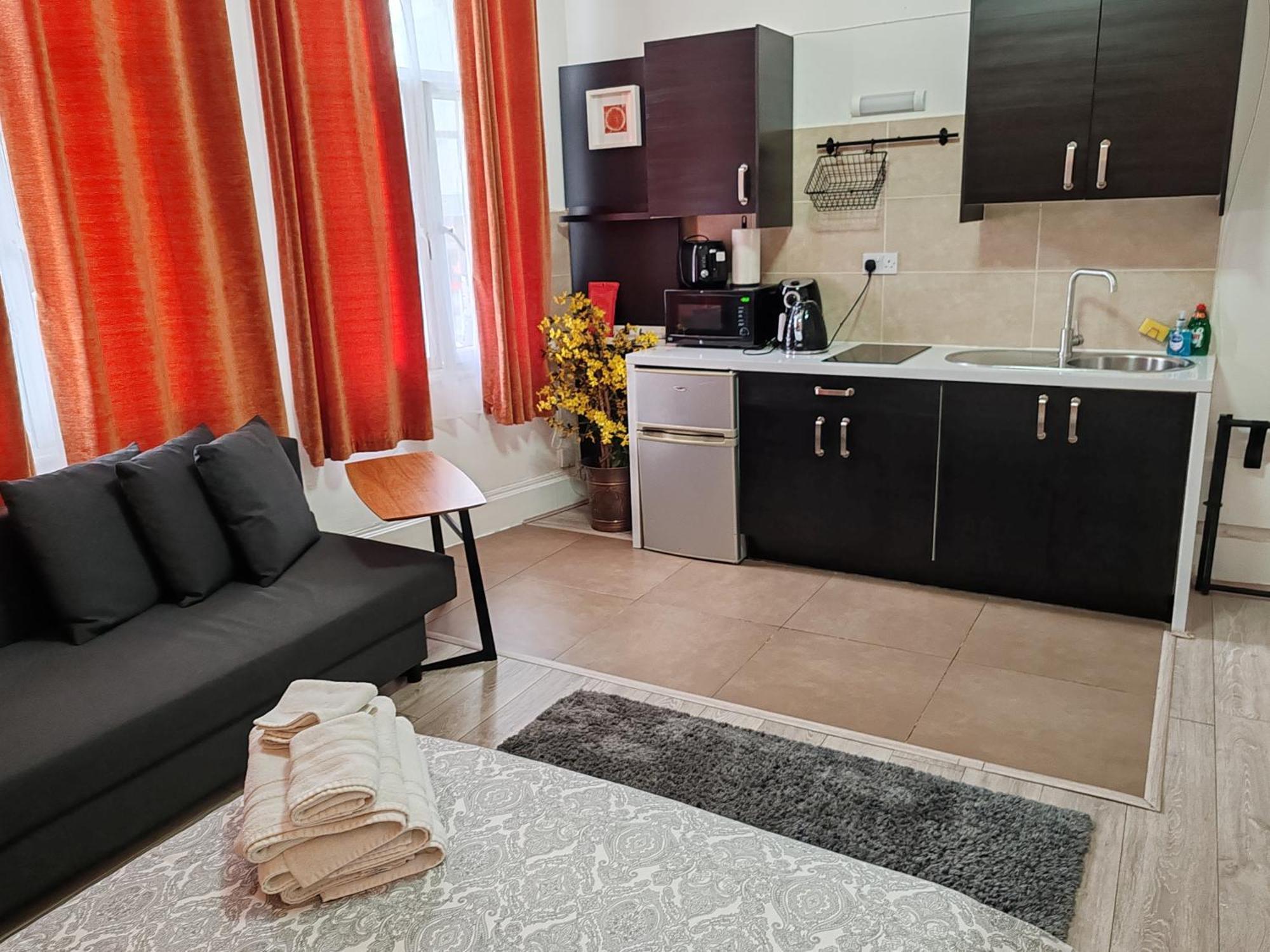 Kilburn High Road Studio Apartments Λονδίνο Εξωτερικό φωτογραφία